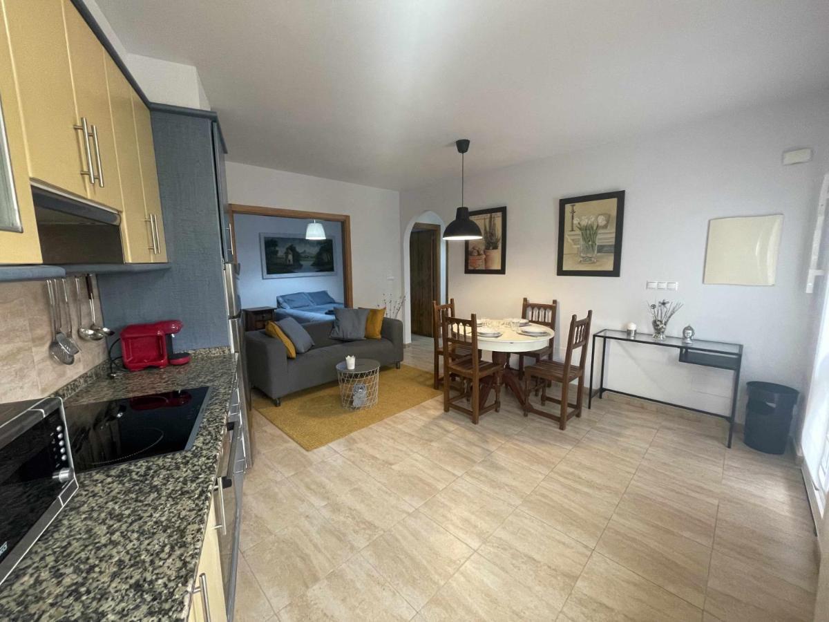 Grupo Gontad Apartamento Travesia Da Agra A Coruña Buitenkant foto