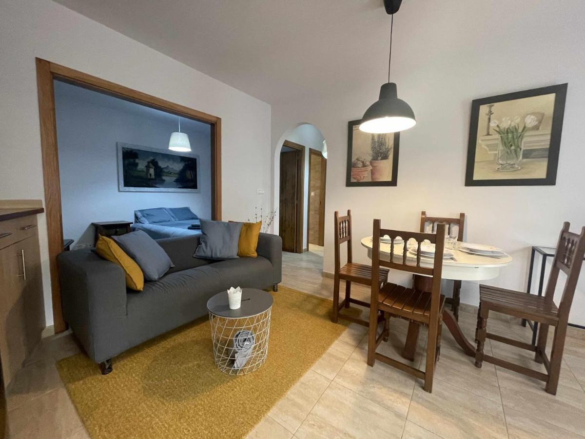 Grupo Gontad Apartamento Travesia Da Agra A Coruña Buitenkant foto