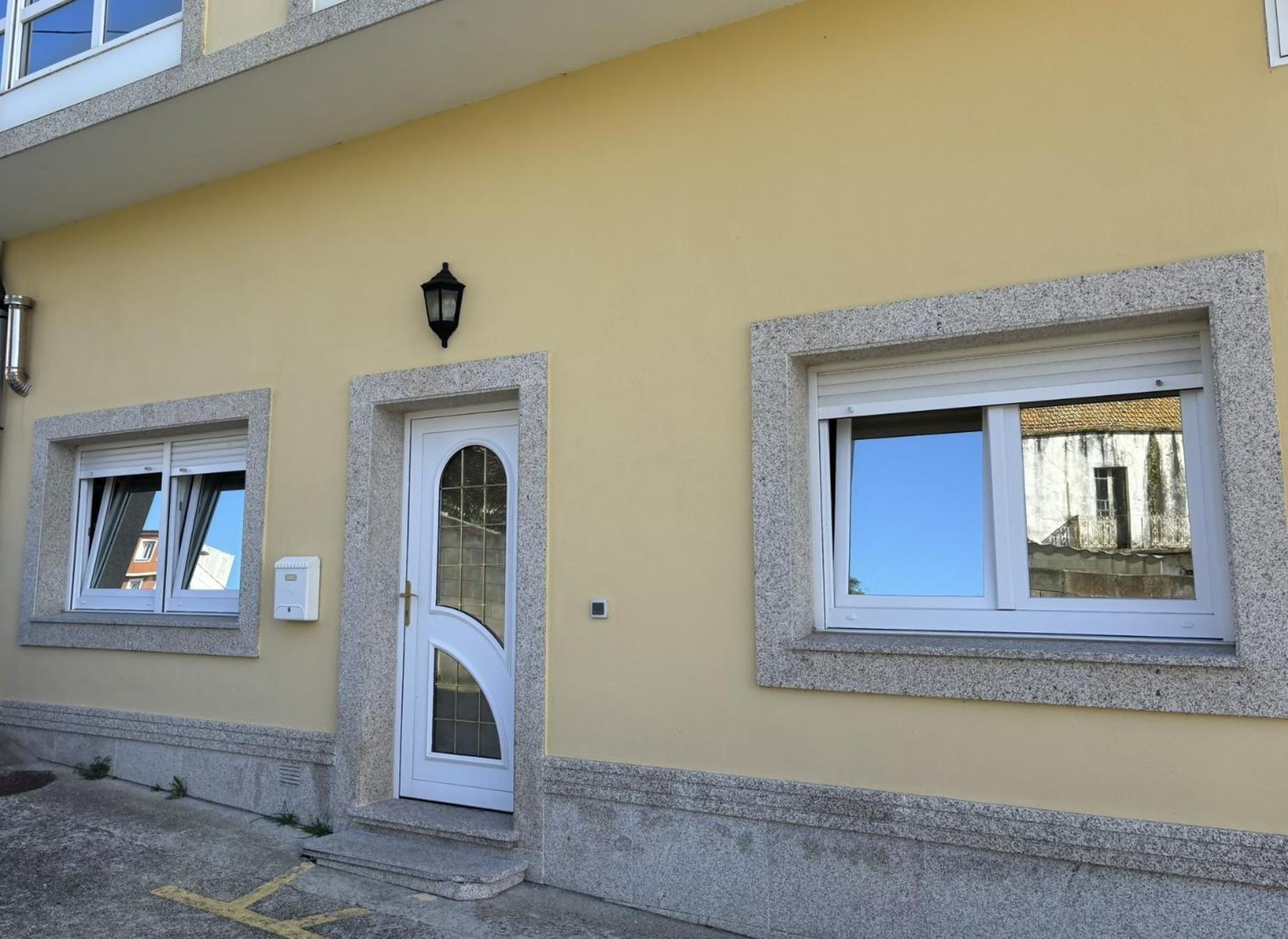 Grupo Gontad Apartamento Travesia Da Agra A Coruña Buitenkant foto